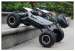 SAMOCHÓD ZDALNIE STEROWANY TERENOWY 4x4 METAL AUTO na Pilot 2x Akumulator - obrazek 3